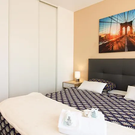 Homey - New -balcon Prive - Vue De - Netflix Et Wifi Inclus - Proche De Geneve * Annemasse